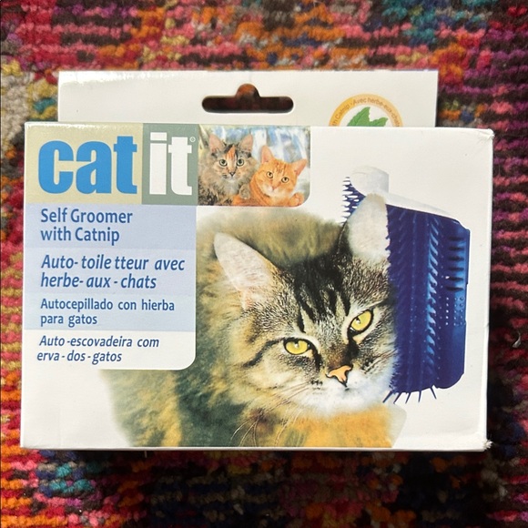 Two Small Self Groomer with Catnip - Picture 6 of 9